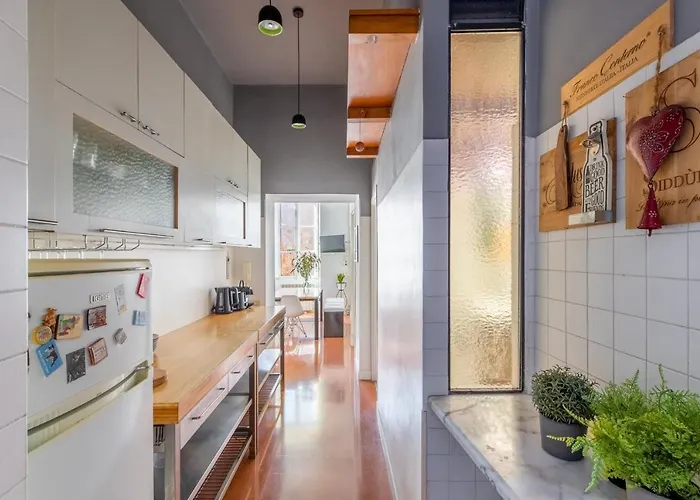 Apartment Iflat Clementina Of The Hill Rom